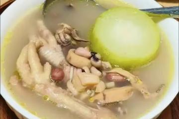 節瓜雞腳眉豆花生湯