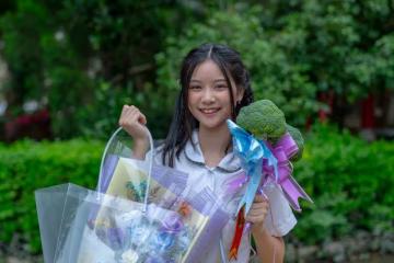 於卉喬高中畢業如願考上第一志願　世新大學錄取原地翻滾歡呼