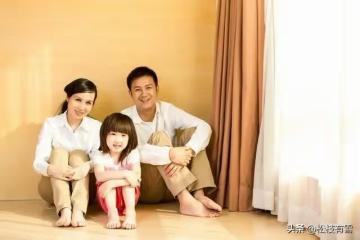 婆婆幫小叔子帶娃生病要休養，我們兩家爭相要給婆婆養老，她哭了