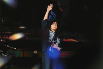 品冠爆「邀她當嘉賓」遭回絕：太忙　替代人選全場笑翻！