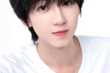 TF四代練習生楊博文是個小學霸，中考成績479分，粉絲瘋狂慶祝