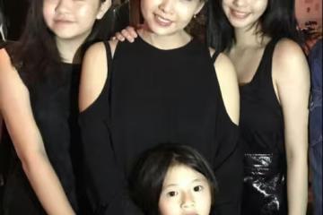 23歲香港最美星二代與外國男士視頻流出!相談甚歡大曬身材!神似女神媽媽