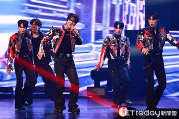 Highlight重現15年前《Shock》！　台下超猛應援聲震撼4人：太厲害