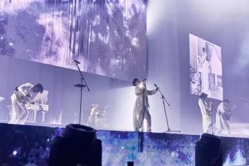 蘇打綠巡演最終站才唱3首歌 吳青峰突喊:開放退票!
