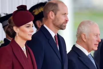 王室三代人致敬二戰英雄，查爾斯國王感動哽咽，凱特為何缺席？