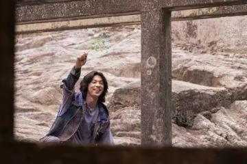 許光漢、玉澤演釜山夢幻同台!世紀對談全球直播 男神送額頭吻「表達感謝」