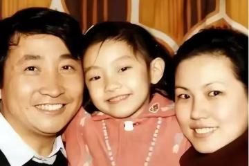 姜昆女兒姜珊：父親親手掐斷明星夢，被郭德綱造黃謠，45歲仍單身