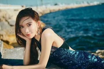 林志玲「變身美人魚」50歲激美近況曝光! 慈善年曆主題有洋蔥