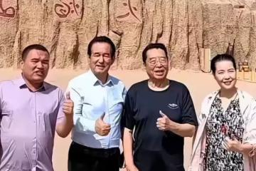 李雙江現身新疆,和小27歲妻子同框狀態好,曝李天一去維也納留學