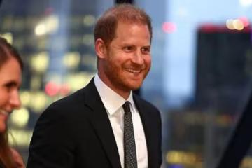哈里國王41歲生日，粉絲為不可征服基金會感動落淚！