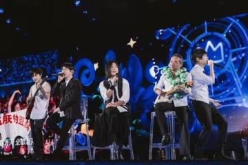 歌迷高喊想吃五月天豆腐！　阿信「秒推1團員出去」全場嗨炸