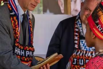 愛丁堡公爵穿傳統服飾，獨立日慶典驚艷全場，絕對不容錯過！
