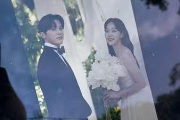 尹善宇金佳恩秘戀10年結婚！　為老公準備驚喜花路「超萌求婚曝光」