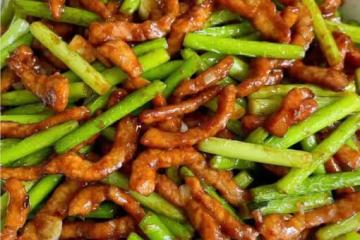 蒜苔炒肉絲