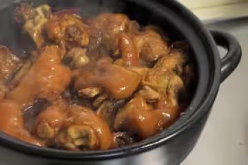 紅燒豬蹄，軟糯 Q彈，室友三碗飯