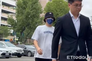 一度沉寂5個月！陳零九涉逃兵，下午現身新北地院開庭