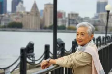 唱了一輩子《上海灘》，葉麗儀終現身上海 ！歷經患癌抑鬱如今依舊優雅