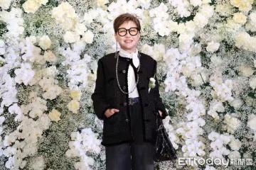 前一晚才通知證婚人！邱澤、許瑋寧登記「什麼都沒帶」　藍心湄笑罵：這兩個阿呆