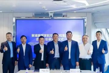 柬埔寨免簽遭抵制,19歲河南小伙被打斷腿索贖金,誰敢去?