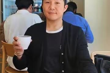 卷黑道風波!曹世鎬宣布退出《劉QUIZ》、《兩天一夜》全黑圖發聲