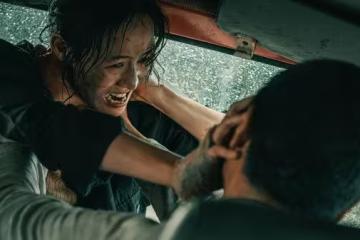 張鈞寧版《默殺》在台灣上映了!帶導演男友「合體媽媽」畫面曝光