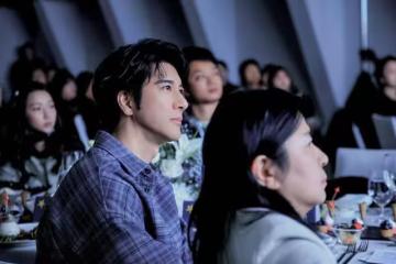 王力宏捐助百位孩童「又當爸」了！　當場激動落淚…多年暖舉曝光