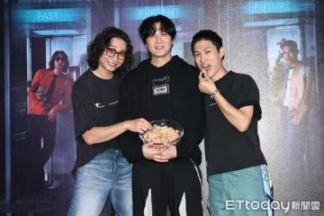 宇宙人攻蛋突曝喜訊! 萬人驚喜慶生小玉:差點哭了