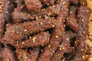 自製麻辣牛肉乾，味道絕了！