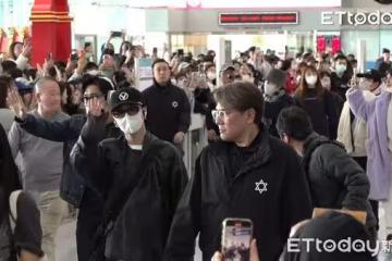 直擊/SJ抵高雄500人接機!粉絲現場討「紅包拿來」 始源衝上前了