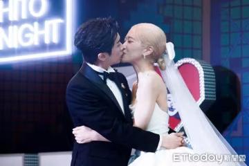 直擊/陳漢典、Lulu世紀婚禮!小倆口鏡頭前深吻 他羞喊:事業線很吸引人