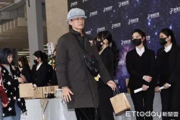 黃鐙輝送別曹西平！憶他生前無私幫助「幫辦首場演唱會」感性吐心聲
