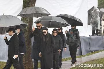 「七仙女」獨缺Makiyo未現身追思大S掀討論！　經紀人親上火線回應