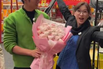 TVB前小花擺攤賣雞爪不到一年,宣布放棄帶貨,選擇報名去修行!