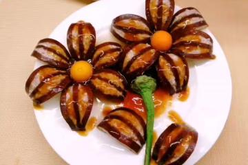 新年很給面的菜～茄子百合花