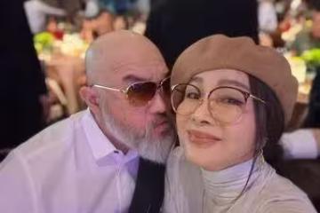 辛龍「嘟嘴同框陳美鳳」蓄白鬍被拍近況照!N年交情曝 私下互動超真實