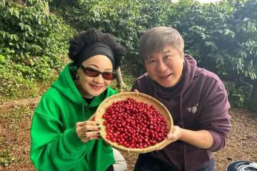 比莉獲張小燕賞識教大牌歌手跳舞　有一天「鞋子飛出去」