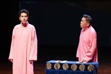 王傳一回外婆家鄉講相聲…開場起火爆衝突　演到一半大咖嘉賓現身