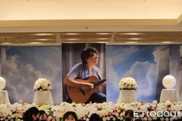 直擊／陸元琪來了！「離婚袁惟仁10年」開撕前婆家…終現身送最後一程