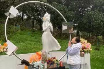 S媽冒風雨赴金寶山看大S！「具俊曄生病近況曝」 悲訴：心中苦不堪言
