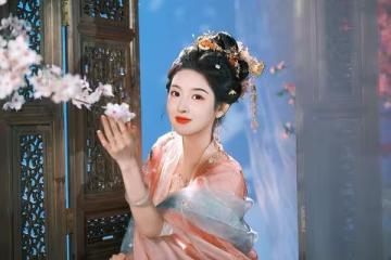 陸劇女星遭嘲「古裝腫又蠢」!留言者竟是宮斗劇女星 凌晨急道歉