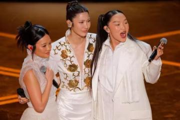 寫下紀錄!《Kpop 獵魔女團》神曲奪奧斯卡 李奧納多、艾瑪史東台下揮手燈