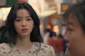 《你好1983》夏子玉母憑子貴參加壽宴被嘲諷,夏紅霞靠賣盒飯逆襲