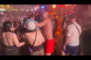 泰國潑水節出事!大咖韓星目睹「女子當場癱軟沒意識」衝上前救人