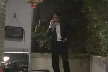 賀瓏卷劈腿風波復出「深夜聚會全被拍」!身邊獨漏緋聞女友Albee