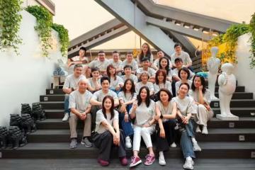 北電96班30年聚首！陳坤黃曉明同框，趙薇祖峰現身，誰是人間清醒