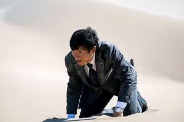 1.5萬人報名當臨演！界雅人神劇《VIVANT》拍大場面　兩度出狀況
