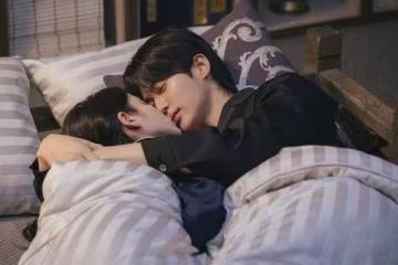 IU、邊佑錫「假戲真做」洞房之夜狂撒糖　直球告白超甜