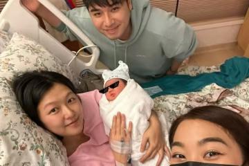 TVB資深男星80歲當了爺爺!抱著孫女笑逐顏開!兩任妻子都有日本血統!
