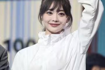 最短命見光死！「最美諧星」爆熱戀同行1年　30分後發聲：已經分了