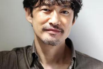 竹野內豐無眉油頭太驚悚！《氣體人》造型網嚇瘋：完全認不出來